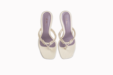 Load image into Gallery viewer, Arewa Ivory Slipper