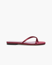 Load image into Gallery viewer, Adesa 05 Flat Satin - Bordeaux
