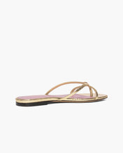 Load image into Gallery viewer, Adesa 05 Flat Nappa - Gold
