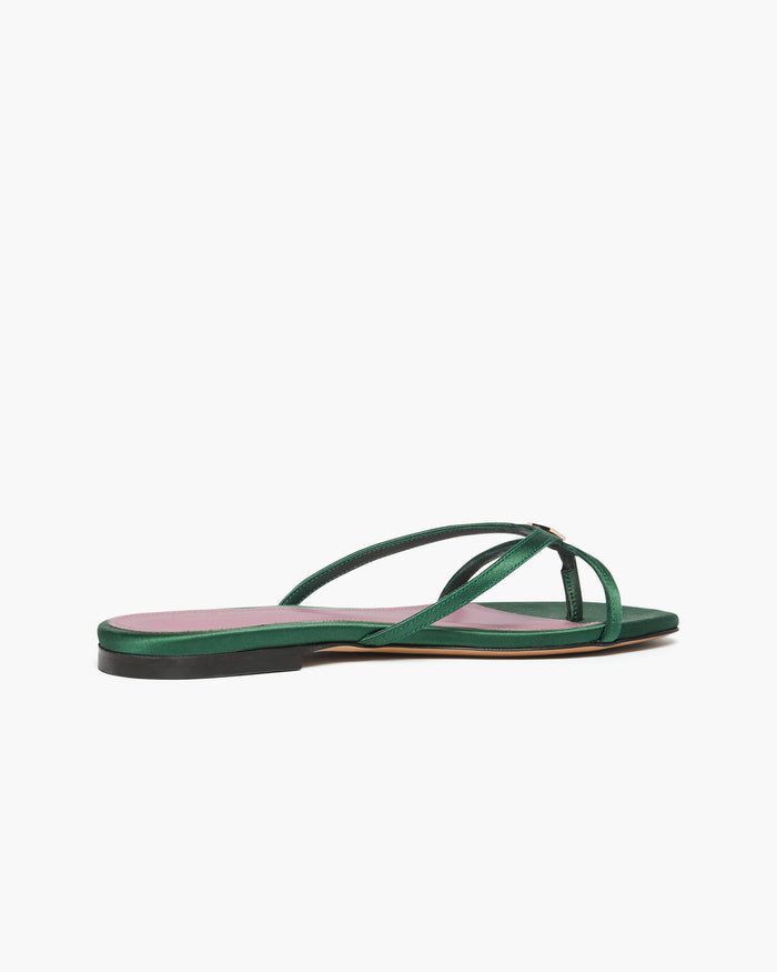 Adesa 05 Flat Satin - Emerald
