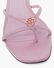 Load image into Gallery viewer, Adesa 05 Flat Satin - Lavender
