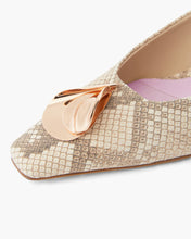 Load image into Gallery viewer, Égó 55 Snakeskin
