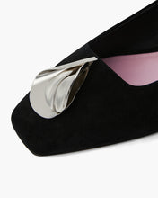 Load image into Gallery viewer, Égó 15 Ballerina Suede - Black
